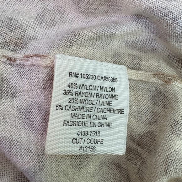 ⭐️JOIE Revolve Chyanne Cashmere/Wool Blend Cheetah Print V-neck Sweater Knit Top - Picture 6 of 8